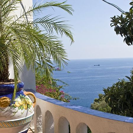 La Culla Degli Angeli Hotel Amalfi Bagian luar foto