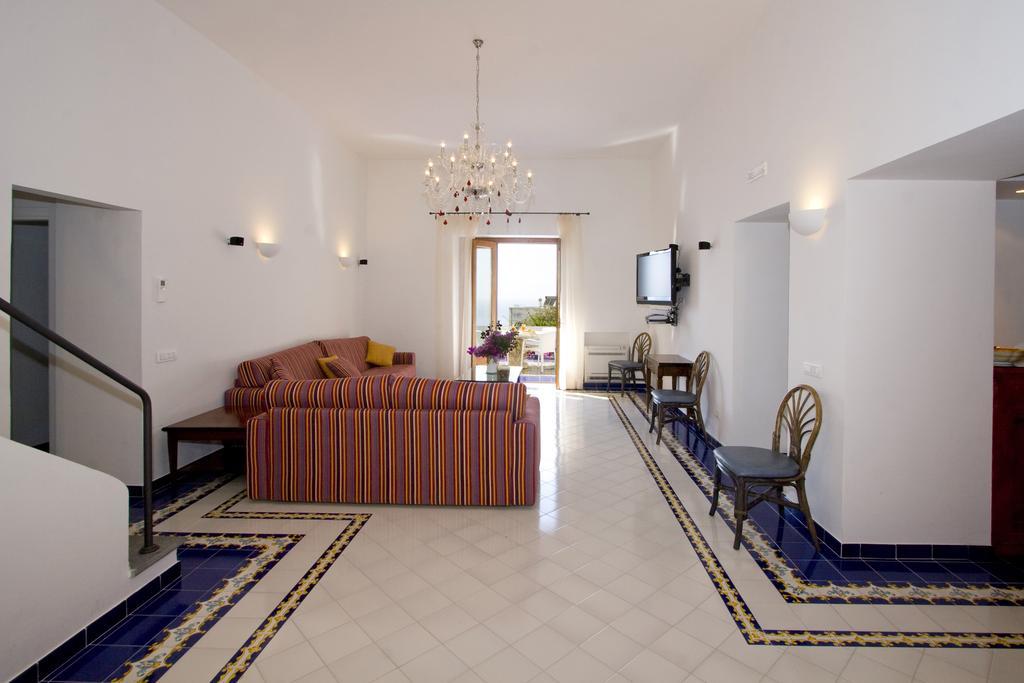 La Culla Degli Angeli Hotel Amalfi Bagian luar foto