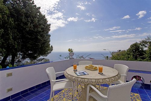 La Culla Degli Angeli Hotel Amalfi Bagian luar foto